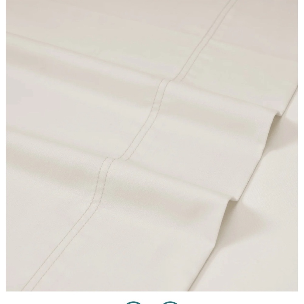 Brand: California Design Den, Color:Natural Ivory, NEW, never washed or used.